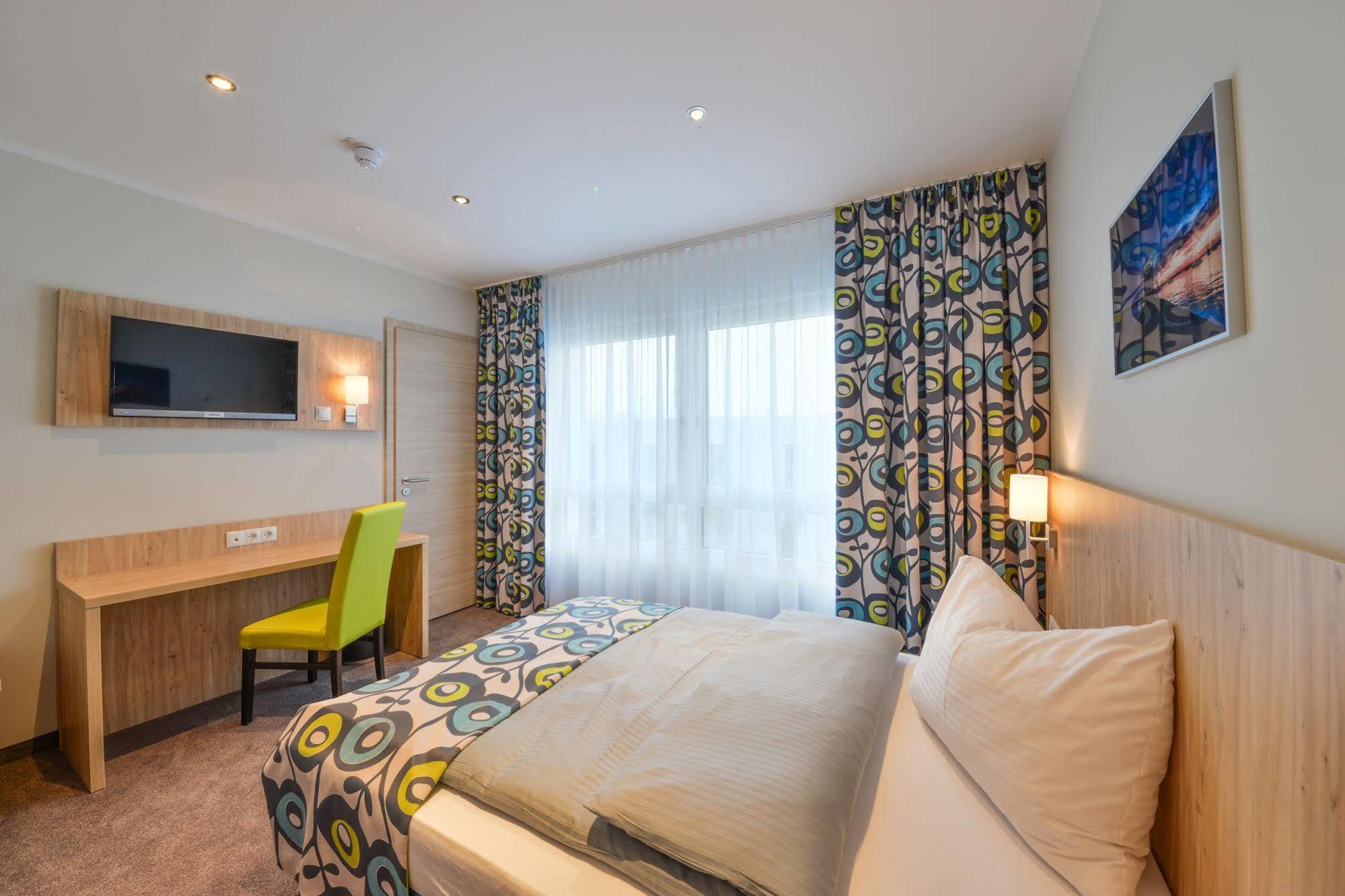 Ammi Hotel Garni Inning am Ammersee Esterno foto